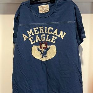 American eagle T-shirt